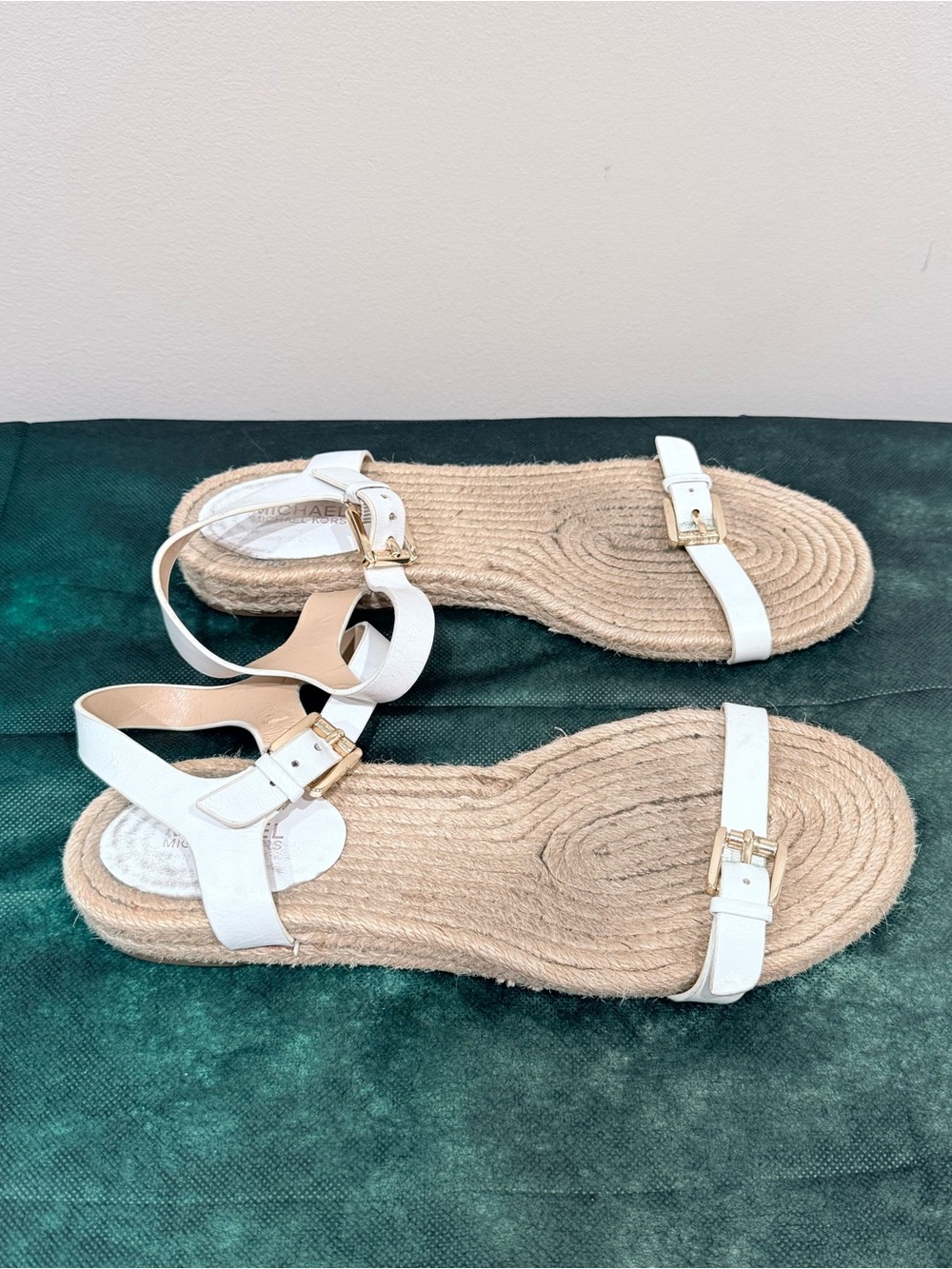 🔥Michael Kors Women’s White Ankle-Strap Espadrille Sandals Size 7,5 EUC🔥